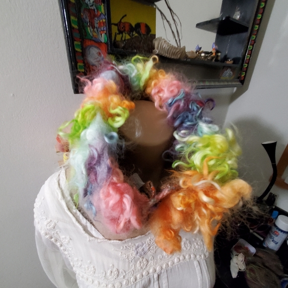 Wool lock collar - Picture 4 of 4